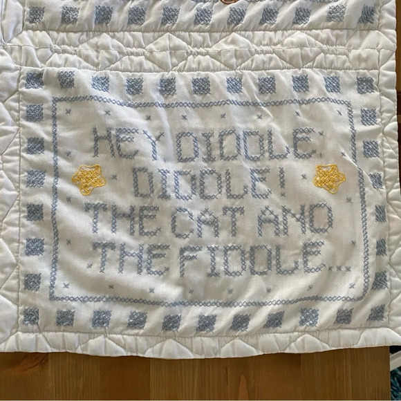 VTG Bucilla Mother Goose Rhymes Quilt (63480) Finished Quilt 30x33” Baby Blanket - Picture 2 of 15